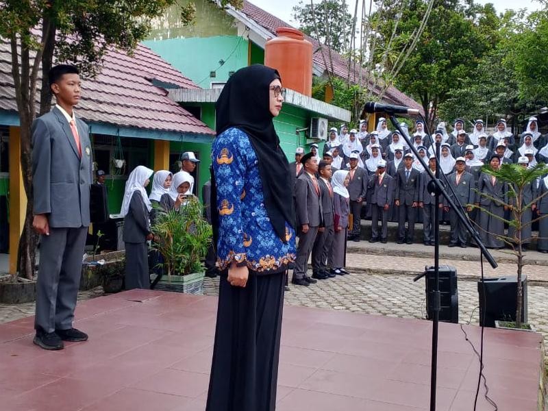 Peringatan Hari Pahlawan 10 November 2025 SMA Negeri 2 Muara Enim